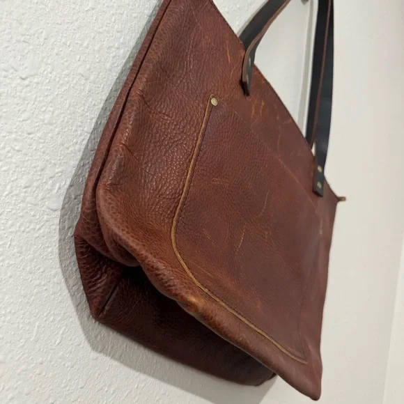 Portland Leather Medium Classic Tote Sedona - Picture 2 of 5